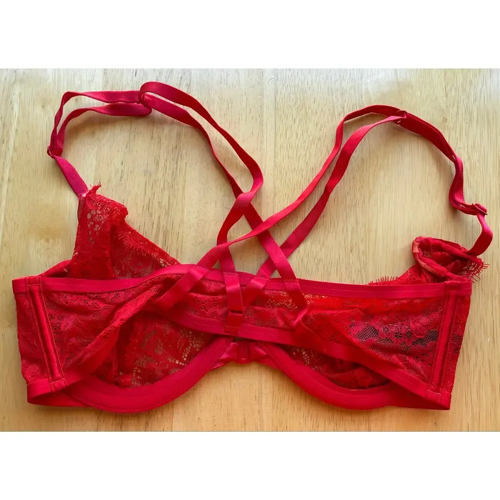Victoria's Secret Bombshell Unlined Bra 34C Red Front Closure